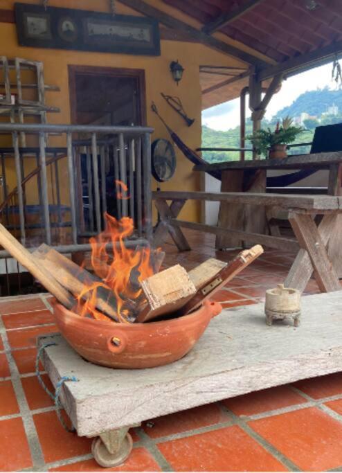 Mirador De Los Vientos Villa Manizales Bagian luar foto